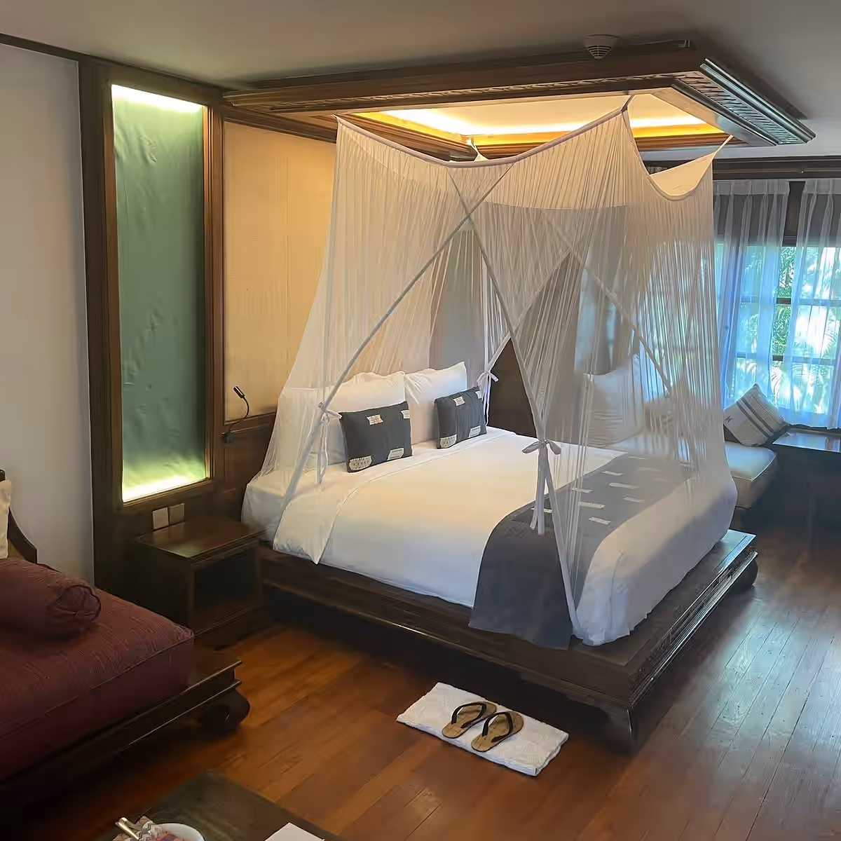 Deluxe Double Room (Balcony)