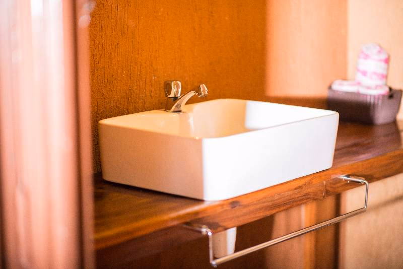 The Bush Lodge (Queen Elizabeth National Park) gallery 3