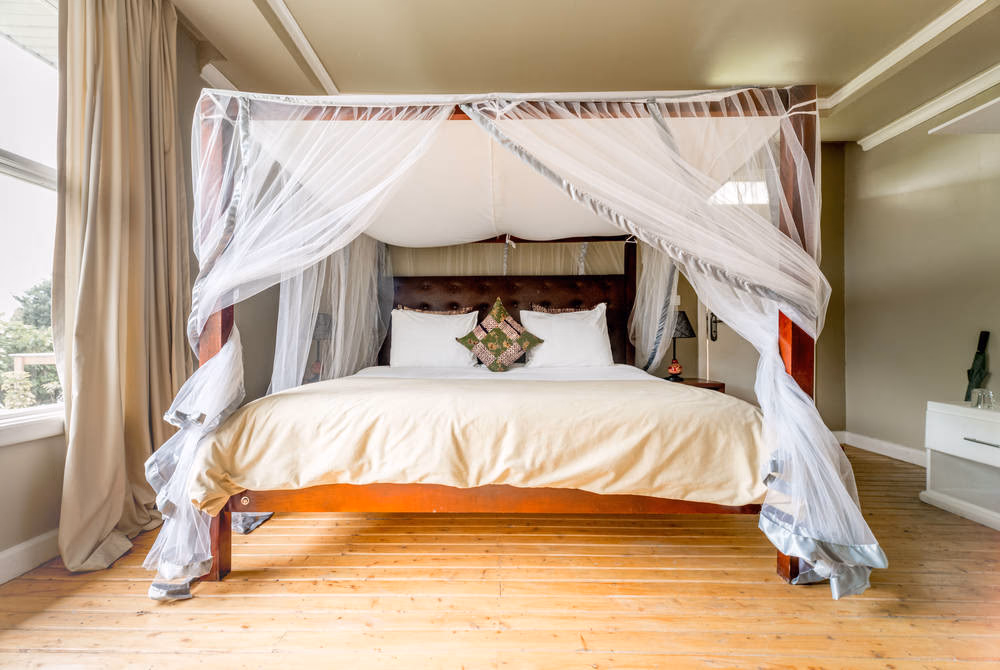 Honeymoon Suite