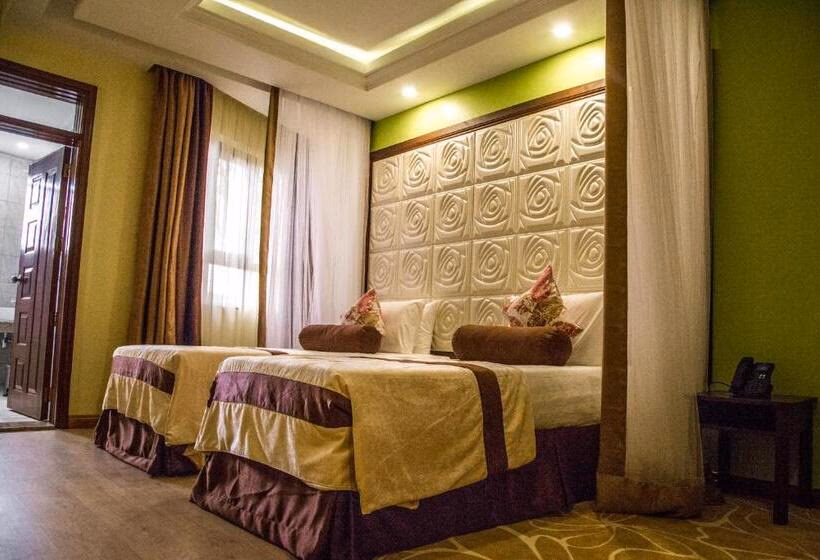 Penthouse Suite