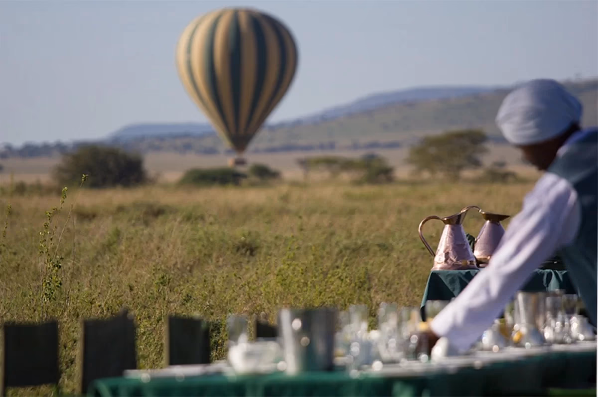 Hot Air Balloon in Ndutu Area gallery 0