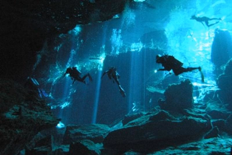 Chinhoyi Caves gallery 1