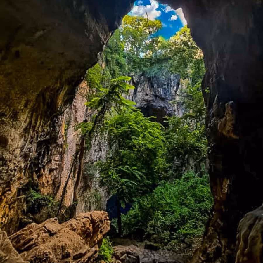 Chinhoyi Caves