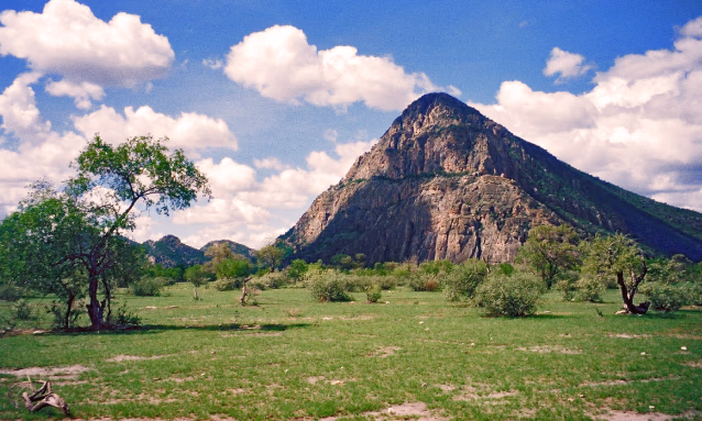 Tsodilo Hills gallery 2